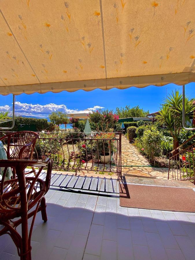 נידרי Katia Apartments מראה חיצוני תמונה
